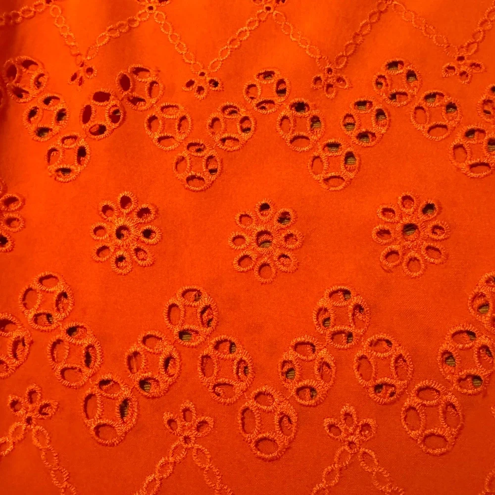 Torrid | Challis Embroidered Cold Shoulder Top NWT | Size 1 - Picture 11 of 13